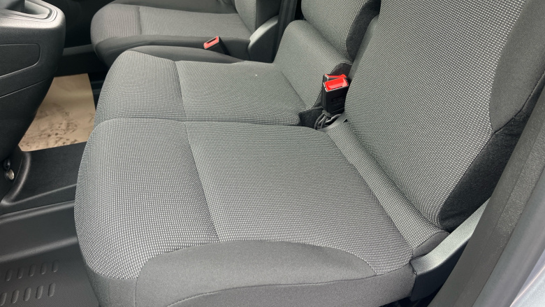 Peugeot Partner Long Diesel 1.5 BlueHDi 100 Professional Plus Van